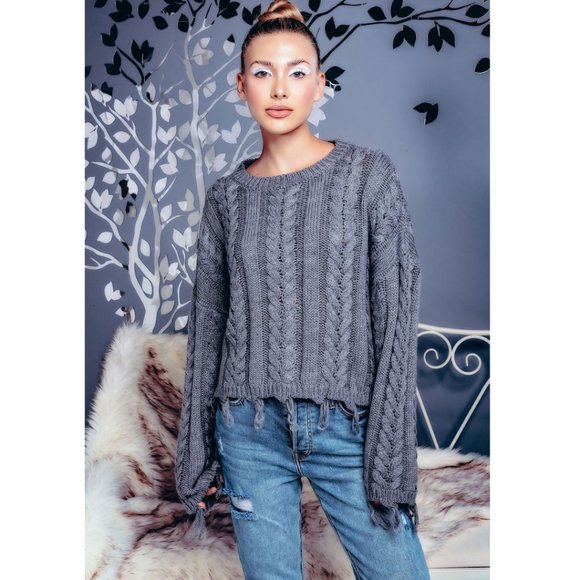 Sweaters - Chunky Cable Knit Sweater Destroyed Hem NWT